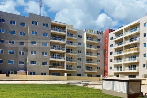 2 bedrooms Apartment in Al Reef, UAE No. 172535