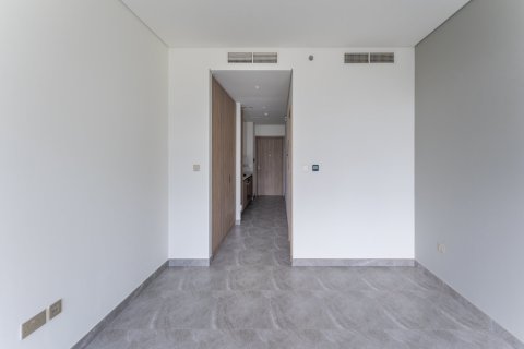 39m² Apartment in Dubai, UAE No. 199844 3