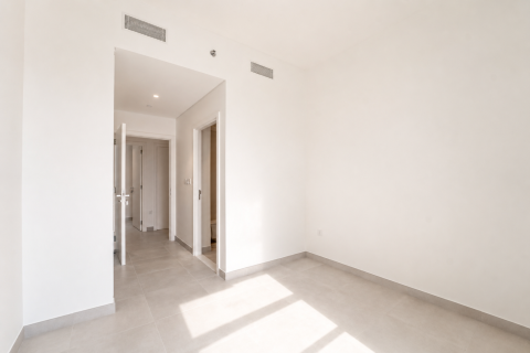 3 bedrooms Apartment in Dubai, UAE No. 199849 7
