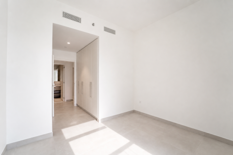 3 bedrooms Apartment in Dubai, UAE No. 199849 10