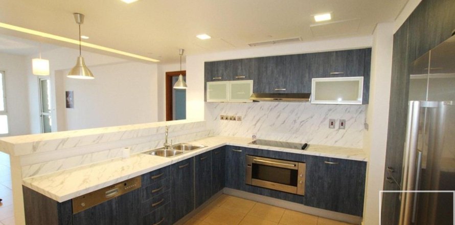 2 bedrooms Apartment in Marina Residences, UAE No. 194118