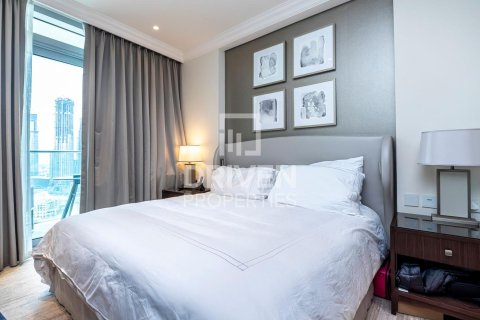 Квартира с 1 спальней в The Address Residence Fountain Views, ОАЭ №85334 4