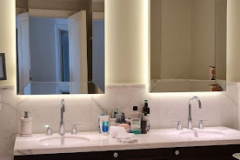 Apartment de 2 dormitorios en ADDRESS BOULEVARD The Address Downtown Hotel, UAE No. 97143 5