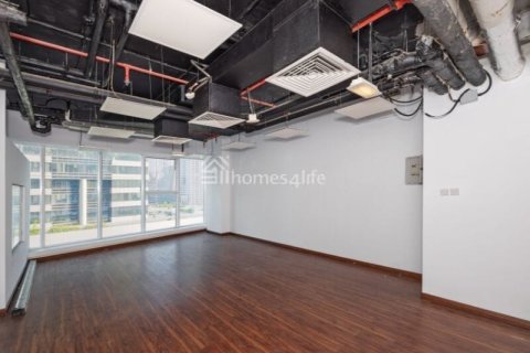 75m² Office in Al Manara Tower, UAE No. 152625 14