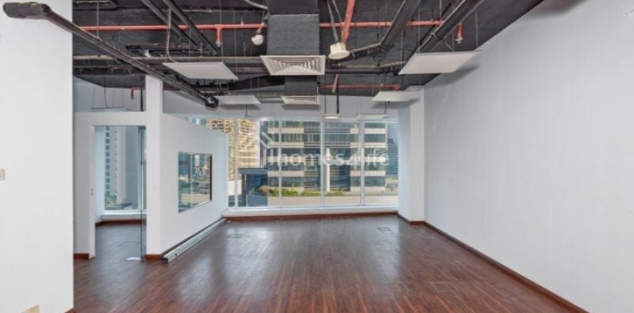75m² Office in Al Manara Tower, UAE No. 152625