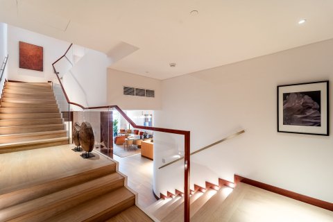 Квартира с 4 спальнями в Джумейра, ОАЭ №146868 5