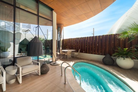 Квартира с 4 спальнями в Джумейра, ОАЭ №146868 4