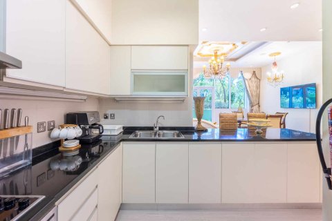 Квартира с 1 спальней в Пальма Джумейра, ОАЭ №146865 4