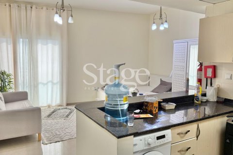 Studio Apartment in Dubai Sports City, UAE No. 173222 10