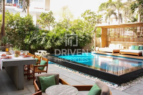2 bedrooms Apartment in FIVE Palm Jumeirah, UAE No. 137726 18