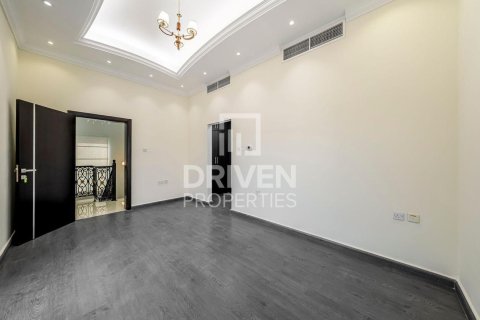 Villa de 5 dormitorios en The Villa, UAE No. 137725 11