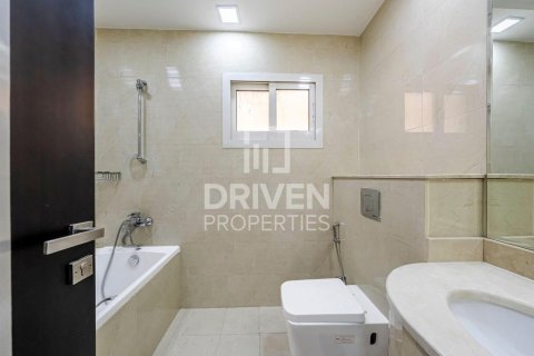 Villa de 5 dormitorios en The Villa, UAE No. 137725 4