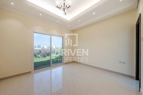 Villa de 5 dormitorios en The Villa, UAE No. 137725 13