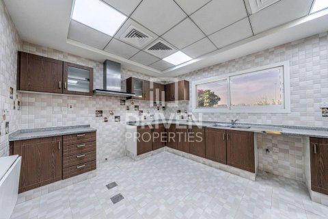 Villa de 5 dormitorios en The Villa, UAE No. 137725 7