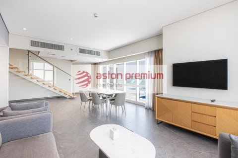 3 bedrooms Duplex in Jumeirah Village Triangle, UAE No. 101913 8