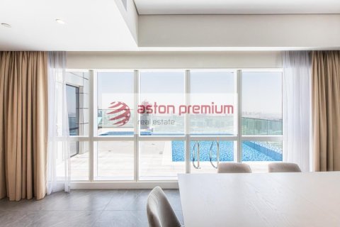 3 bedrooms Duplex in Jumeirah Village Triangle, UAE No. 101913 5