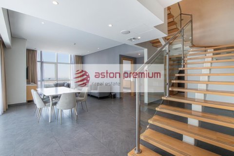 3 bedrooms Duplex in Jumeirah Village Triangle, UAE No. 101913 6