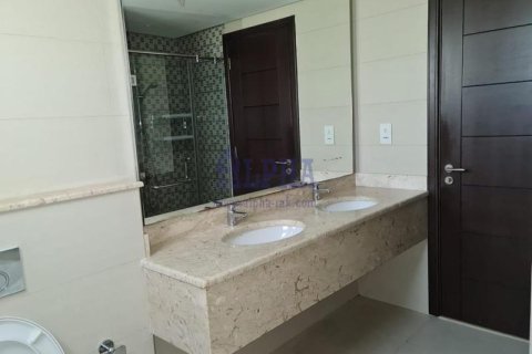 2 bedrooms Townhouse in Mina Al Arab, UAE No. 144788 8