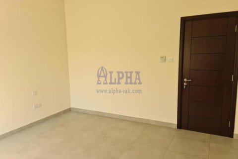 2 bedrooms Townhouse in Mina Al Arab, UAE No. 144788 9