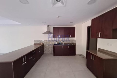 2 bedrooms Townhouse in Mina Al Arab, UAE No. 144788 16