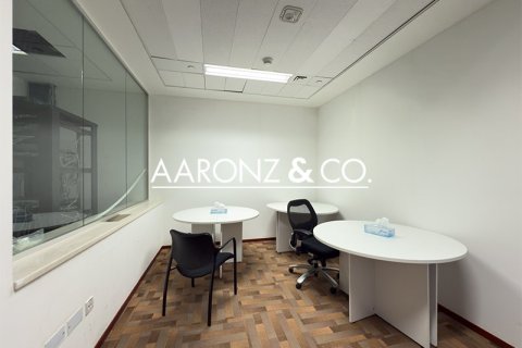 Office de 534m² en Sheikh Zayed Road, UAE No. 140663 10