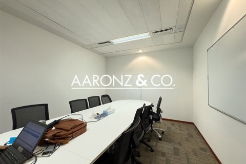 Office de 534m² en Sheikh Zayed Road, UAE No. 140663 12