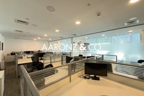 Office de 179m² en Sheikh Zayed Road, UAE No. 140662 3