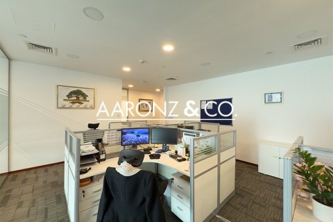 Office de 179m² en Sheikh Zayed Road, UAE No. 140662 8