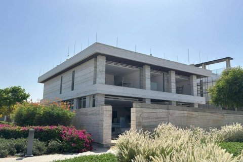 6 bedrooms Villa in Dubai Hills, UAE No. 102955 3