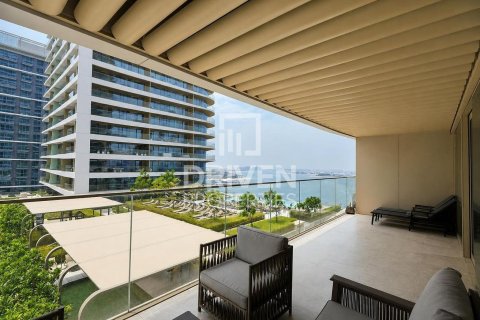 2 bedrooms Apartment in EMAAR Beachfront, UAE No. 198856 3