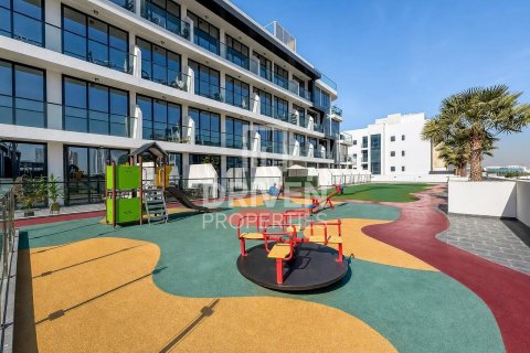 Studio Apartment in Dubai Studio City, UAE No. 198859 4