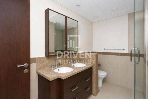 Квартира с 1 спальней в 29 Burj Boulevard, ОАЭ №192645 15