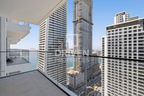 Квартира с 3 спальнями в EMAAR Beachfront, ОАЭ №192642 20