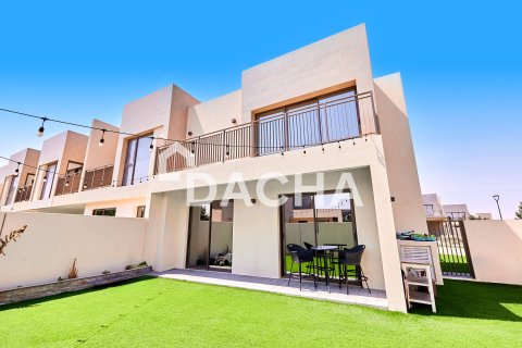4 غرف نوم فيلا في EMAAR South, الإمارات العربية المتحدة رقم 163544 7