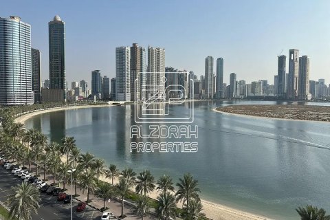 Apartment de 2 dormitorios en CRYSTAL RESIDENCES Al Khan, UAE No. 154165 24