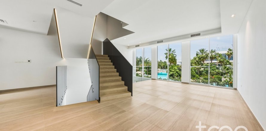 4 bedrooms Villa in Al Barari, UAE No. 187998
