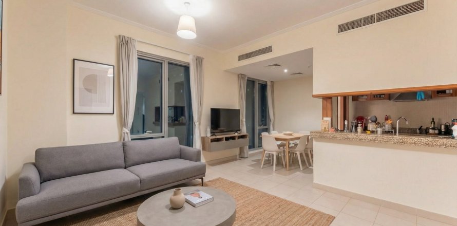 Квартира с 1 спальней в AURORA TOWER, Дубай Марина, ОАЭ №147276