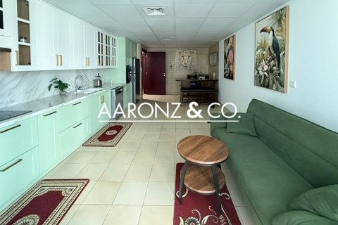 2 غرف نوم شقة في Emirates Crown, الإمارات العربية المتحدة رقم 146607 6