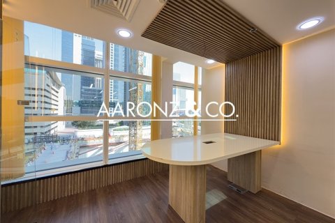 102مربع، مكتب في Sheikh Zayed Road, الإمارات العربية المتحدة رقم 146606 14
