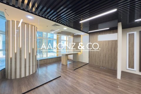 102مربع، مكتب في Sheikh Zayed Road, الإمارات العربية المتحدة رقم 146606 12