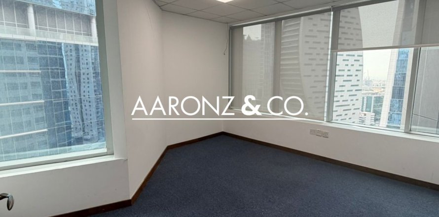 94مربع، مكتب في الخليج التجاري, الإمارات العربية المتحدة رقم 146603