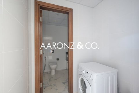 1 غرف نوم شقة في الخليج التجاري, الإمارات العربية المتحدة رقم 146608 11