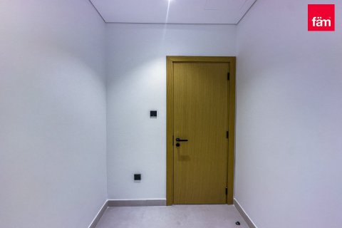 Квартира с 3 спальнями №120329 14