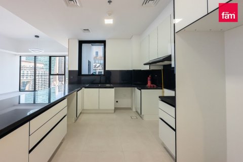 Квартира с 3 спальнями №120328 26