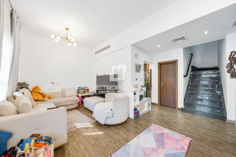 Townhouse de 3 dormitorios en Arabella Townhouses, UAE No. 61998 7