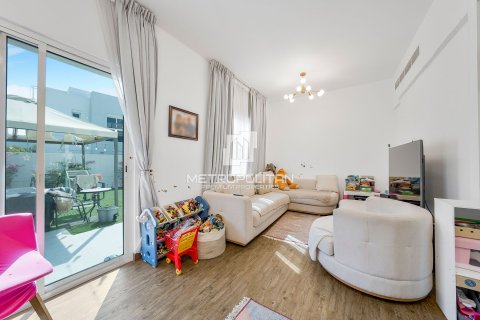 Townhouse de 3 dormitorios en Arabella Townhouses, UAE No. 61998 5