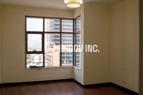Apartment de 2 dormitorios en Jumeirah Lake Towers, UAE No. 184830 10