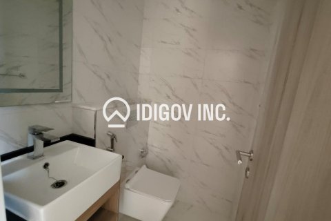 Apartment de 2 dormitorios en EMAAR Beachfront, UAE No. 184829 8
