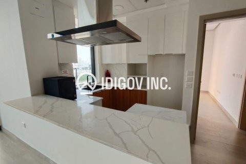 Apartment de 2 dormitorios en EMAAR Beachfront, UAE No. 184829 7