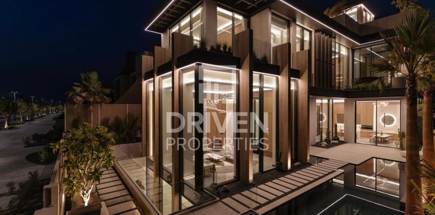 Villa de 5 dormitorios en La Mer, UAE No. 137696